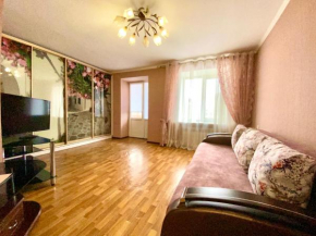 ApartPoltava ЦЕНТР Полтави, Простора та зручна квартира біля ПУЕТ, 2-ОКРЕМІ КІМНАТИ, звітна документація для відрядження
